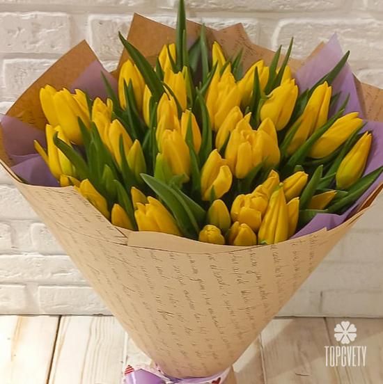 Букет из 51 желтого тюльпана