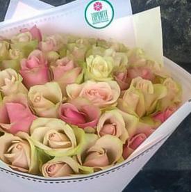 Букет из 51 розовой розы микс 40см