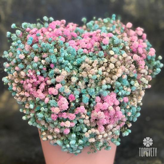 Композиция из гипсофилы в коробке