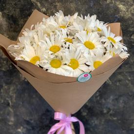 Букет из 19 ромашек