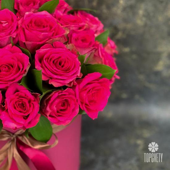 Букет из 35 розовых роз в коробке