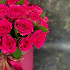 Букет из 35 розовых роз в коробке