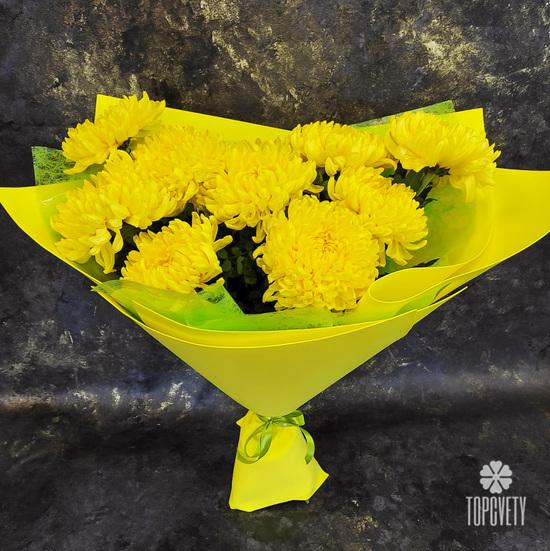 Букет из 9 желтых хризантем