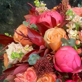 Композиция в шляпной коробке