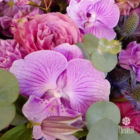 Букет из орхидей, гортензий и роз 