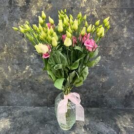 Букет из 15 розовых эустом