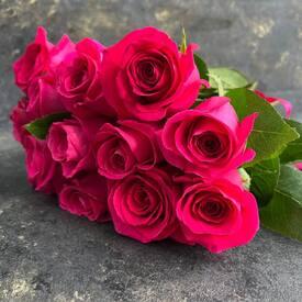 Букет из 13 розовых роз Пинк Флойд 50см