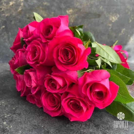 Букет из 15 розовых роз Пинк Флойд