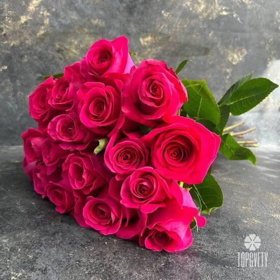 Букет из 17 розовых роз Пинк Флойд 50см