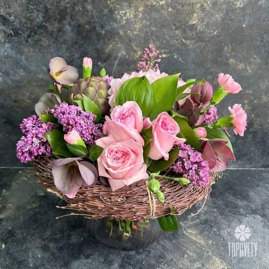 Букет из сирени, роз и гортензии 