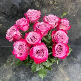 Букет из 11 сиреневых роз 