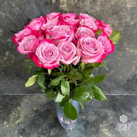 Букет из 19 сиреневых роз