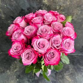 Букет из 21 сиреневых роз 50см
