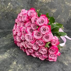 Букет из 45 сиреневых роз 50см