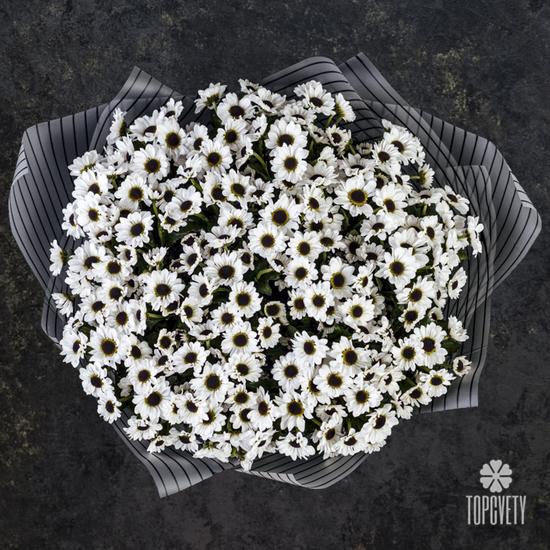 Букет из 21 белой кустовой хризантемы Сантини 