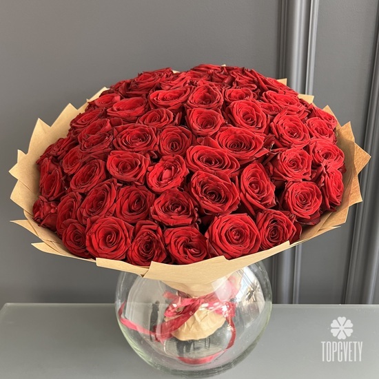 Букет из 75 красных роз Ред Наоми 50см