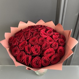 Букет из 51 красной розы 40см
