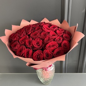 Букет из 51 красной розы 40см