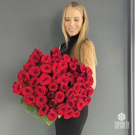 Букет из 51 красной розы 70см