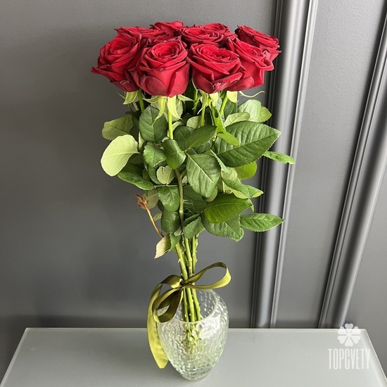 Букет из 11 красных роз Ред Наоми 70см 