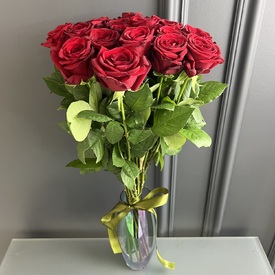 Букет из 21 красной розы 70см