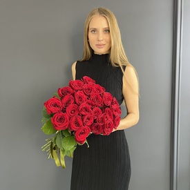 Букет из 25 красных роз 60см