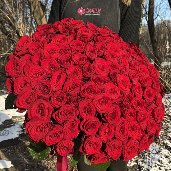 Букет из 101 красной розы 80см