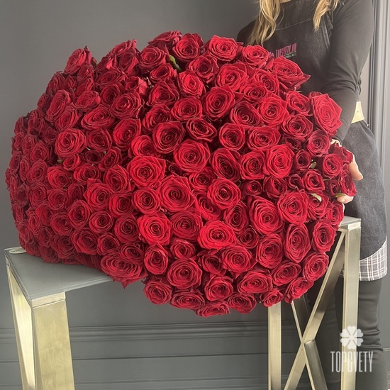 Букет из 151 красной розы 80см