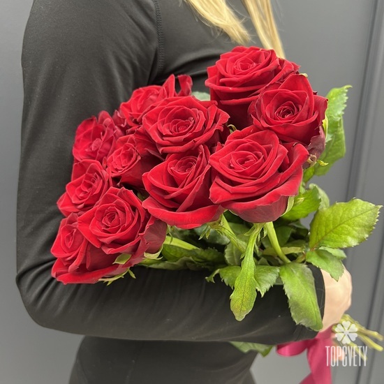 Букет из 11 красных роз  Ред Наоми 70см