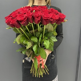 Букет из 51 красной розы 60см 