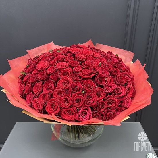 Букет из 131 красной розы 50см