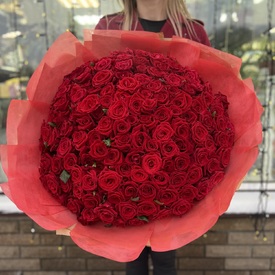 Букет из 131 красной розы 50см