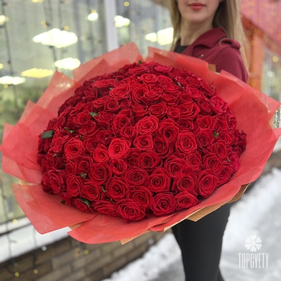 Букет из 131 красной розы 50см
