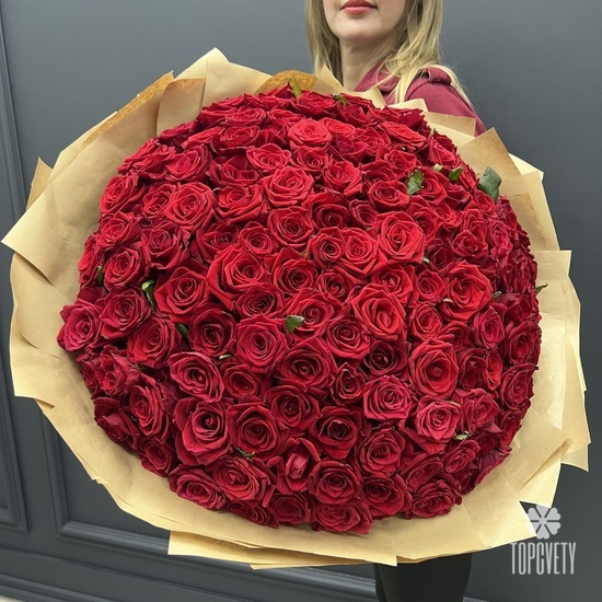 Букет из 151 красной розы 