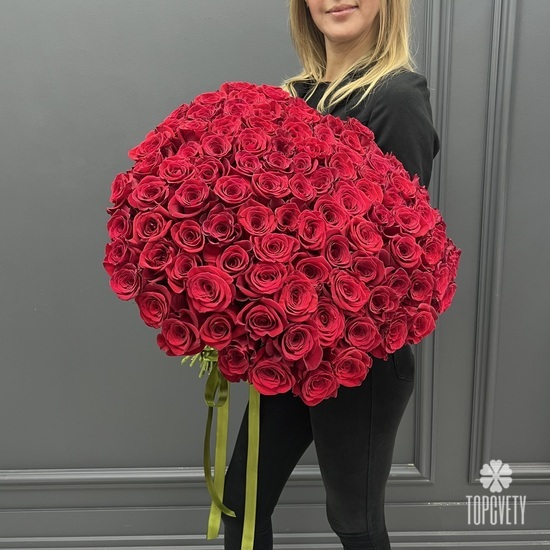 Букет из 101 красной розы Эксплорер 70см