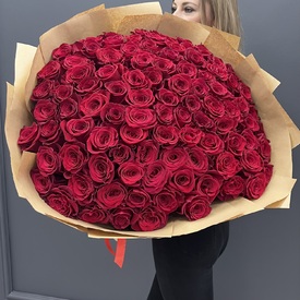Букет из 101 красной розы 60см
