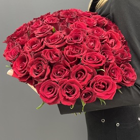 Букет из 51 красной розы Кения 40см