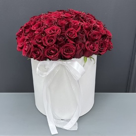 Букет из 101 красная роза в коробке
