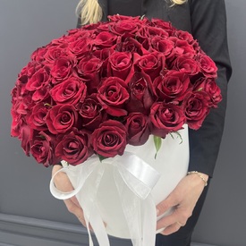Букет из 101 красная роза в коробке