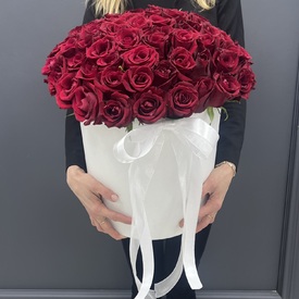 Букет из 101 красная роза в коробке