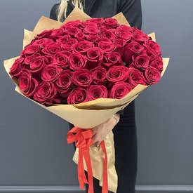 Букет из 51 красной розы 70см