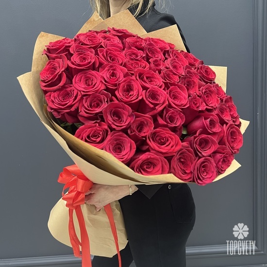 Букет из 51 красной розы 70см