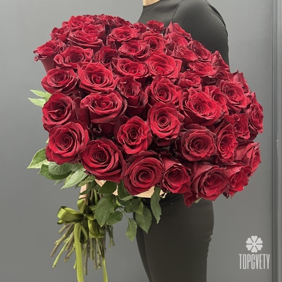 Букет из 51 красной розы 70 см