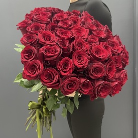 Букет из 51 красной розы 70 см
