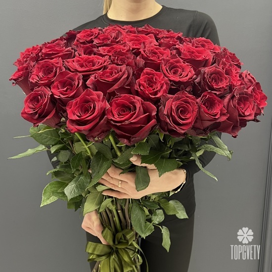 Букет из 51 красной розы 70 см