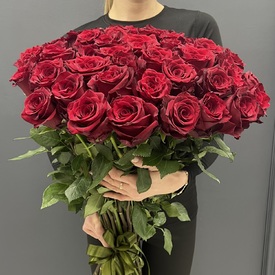 Букет из 51 красной розы 70 см