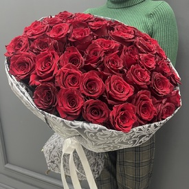Букет из 51 красной розы Премиум 70см
