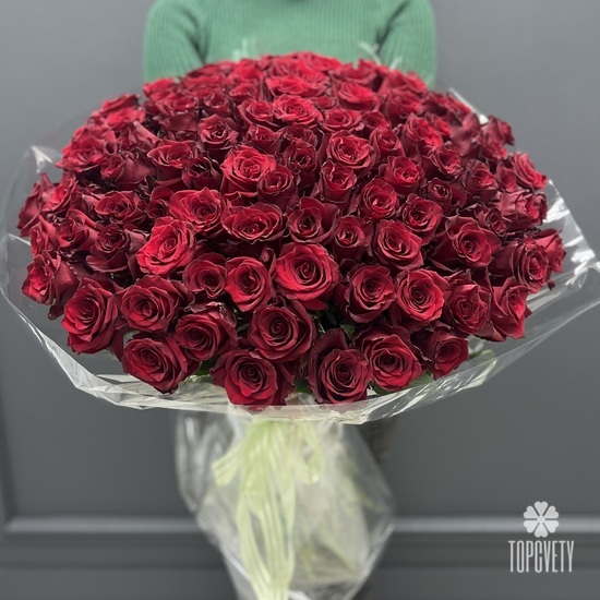 Букет из 101 красной розы Эксплорер 70см