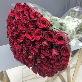 Букет из 101 красной розы Эксплорер 70см