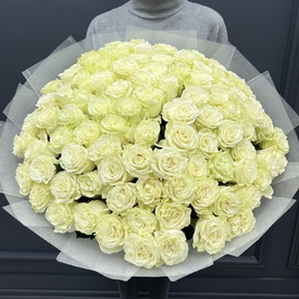 Букет из 101 белой розы Мондиаль 70см